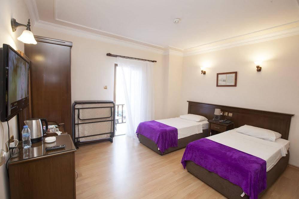 White Pearl Hotel Kyrenia  Exterior foto