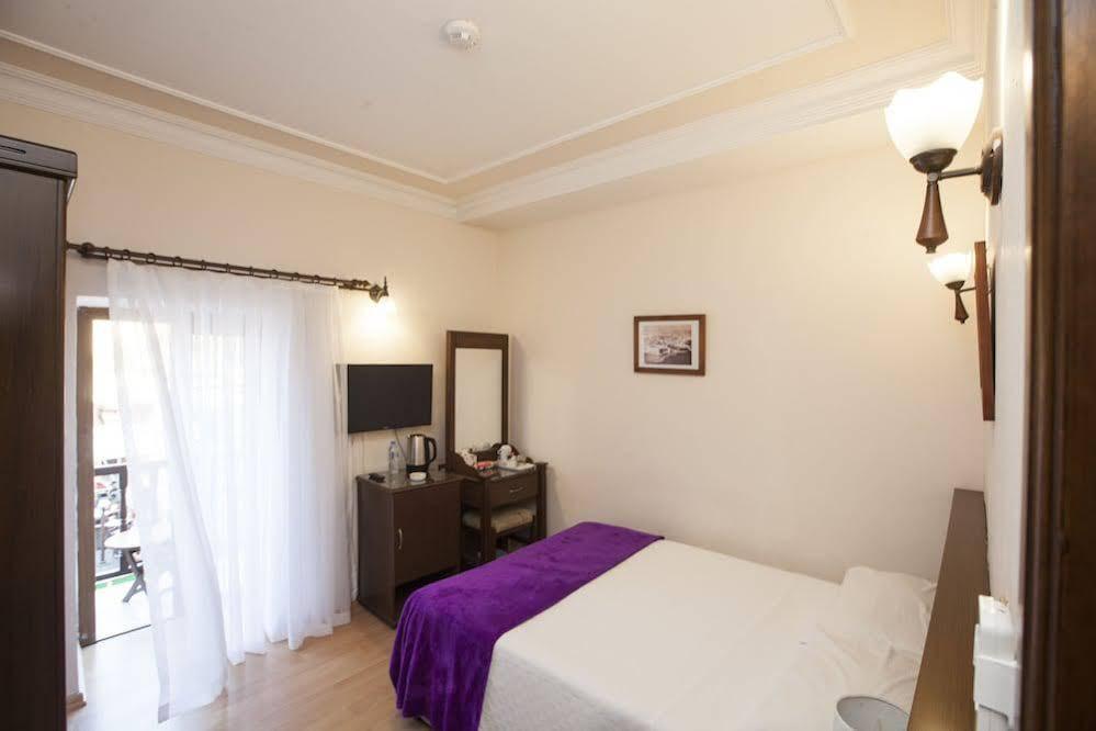 White Pearl Hotel Kyrenia  Exterior foto